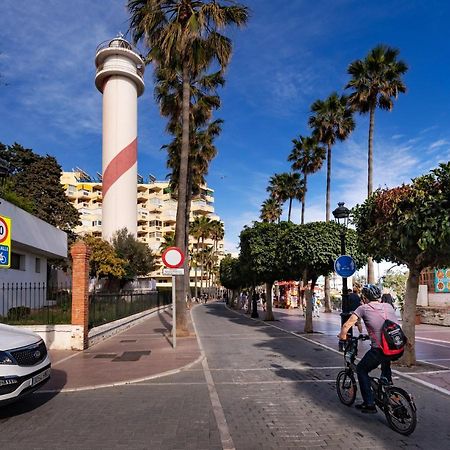 Apartamento Junto Al Faro .Marbella Centro.Vistas Mar Y El Puerto. Luaran gambar