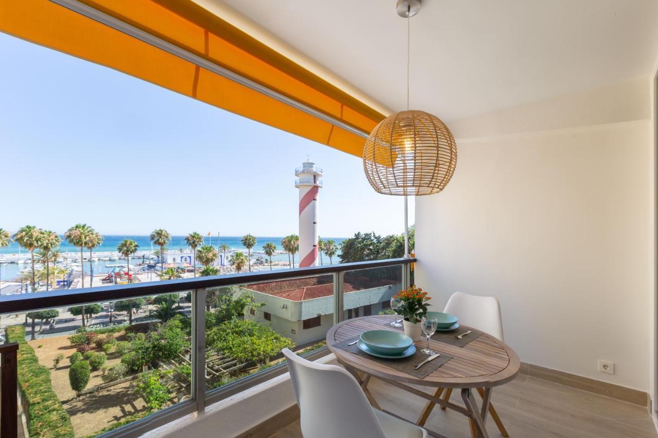 Apartamento Junto Al Faro .Marbella Centro.Vistas Mar Y El Puerto. Luaran gambar